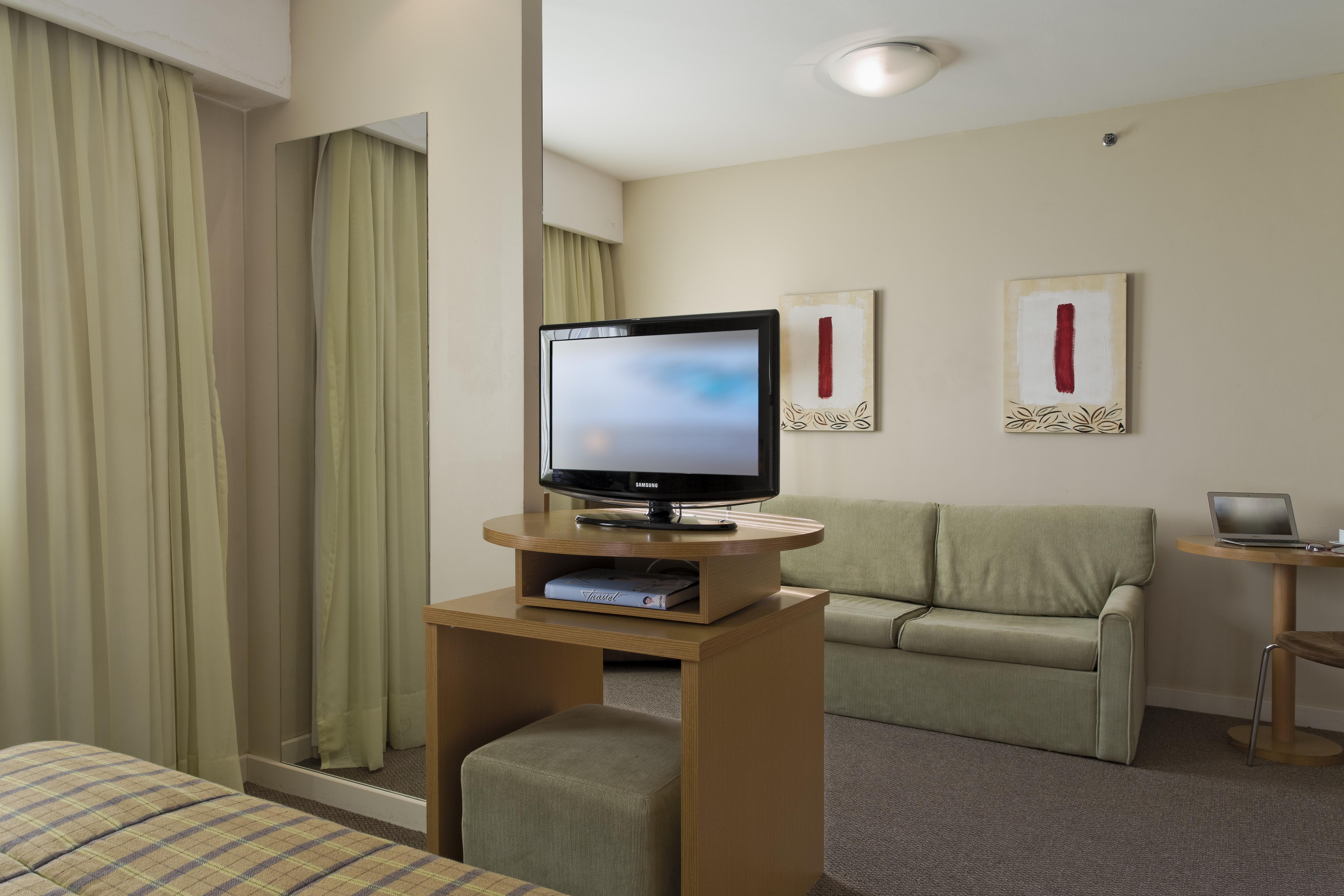 Intercity De Belas Hotel 4*