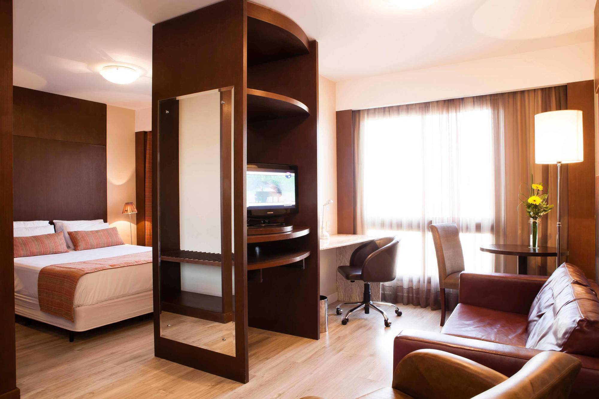 Hotel Intercity De Belas 4*